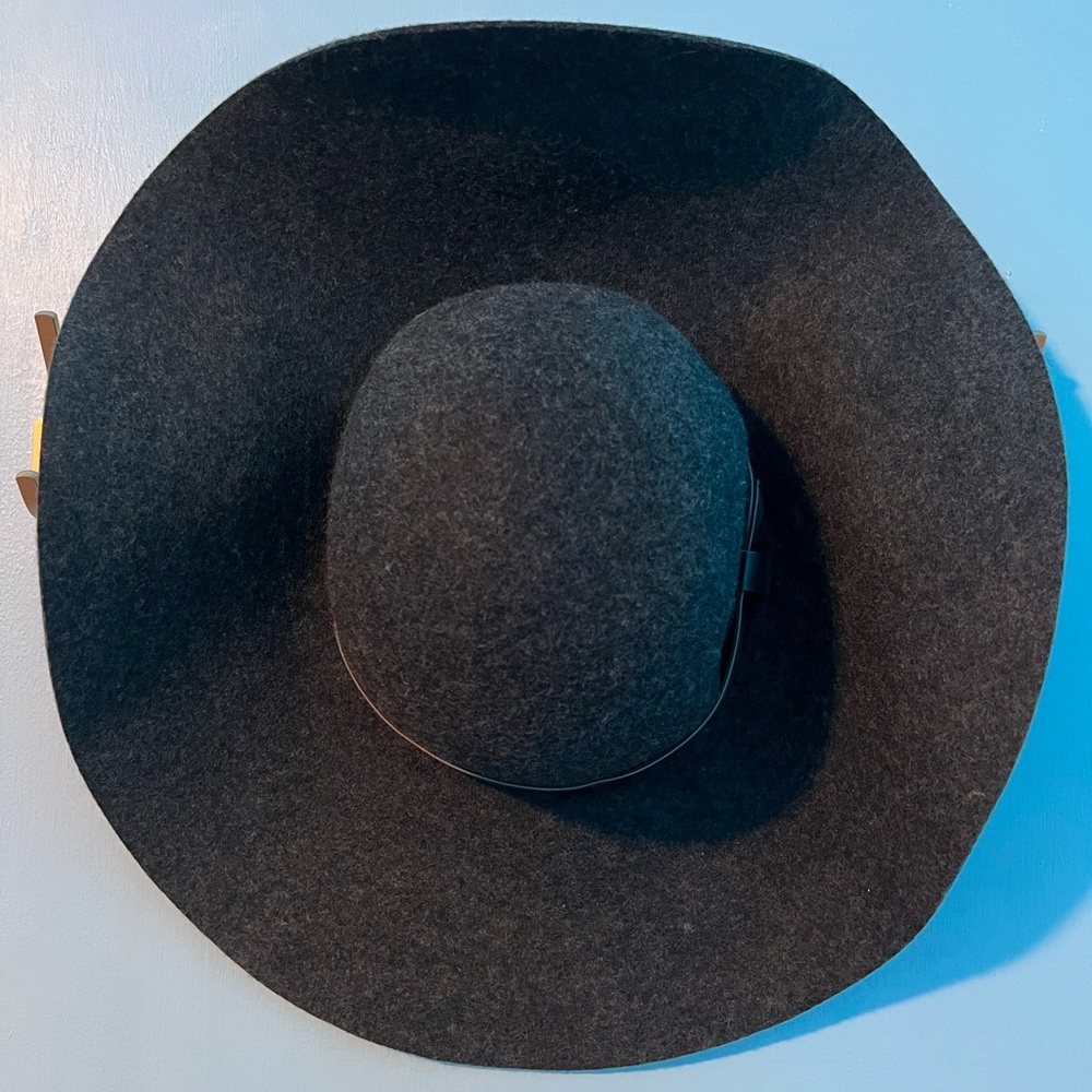 Charcoal wool H&M 100% wool Hat size L